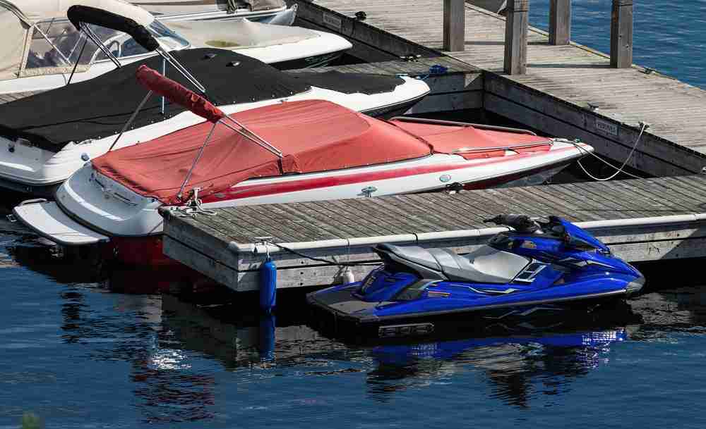 Boat Vs Jet Ski 1