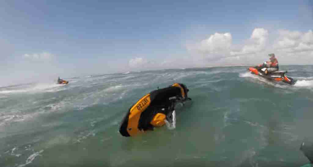 Sea-Doo Trixx Vs Sea-Doo Spark: Which Is Best? (2022 Update) 10 Seadoo Spark Trixx Fallen Off