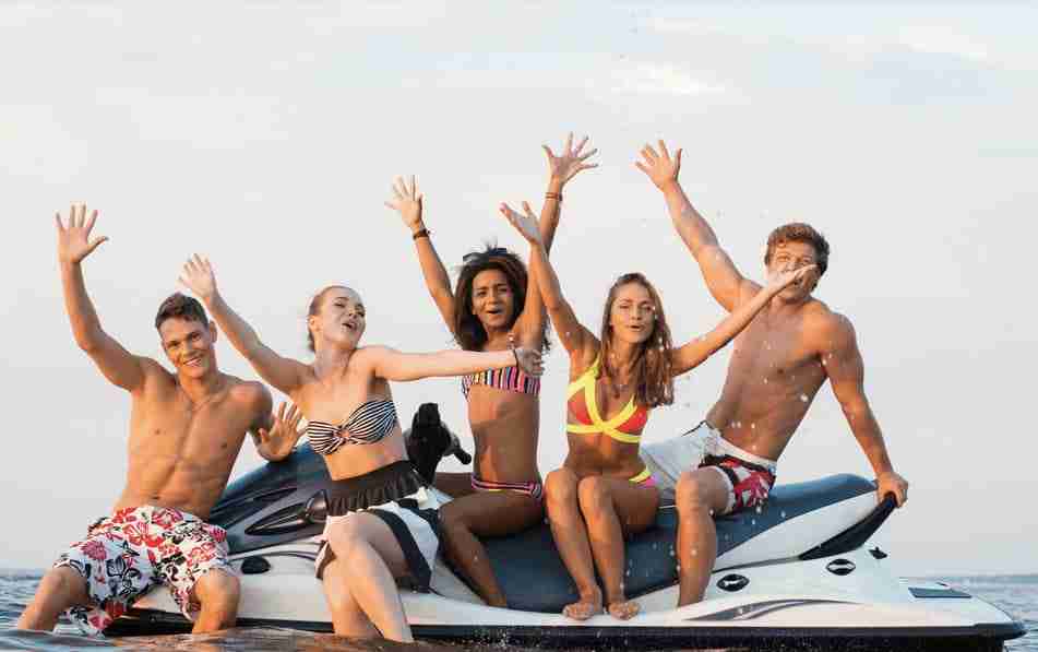 Which Jet Ski Hire Shop To Pick