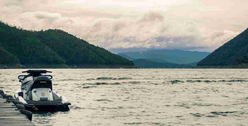 Jet Ski Ocean Vs River