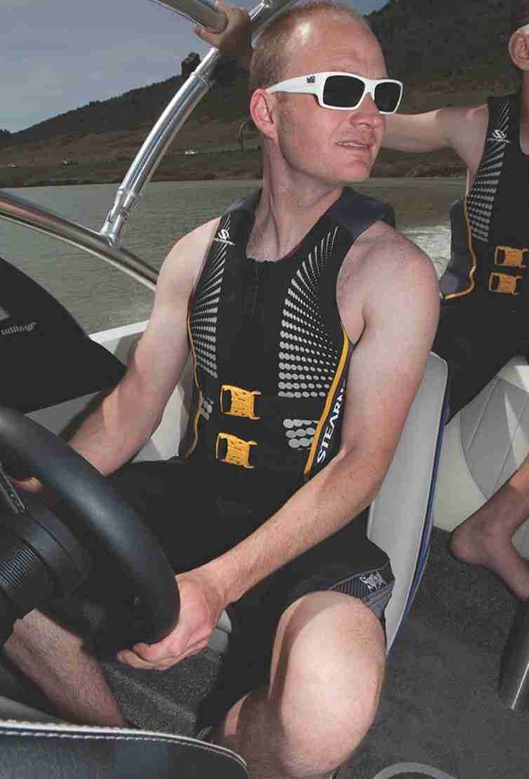 Stearns Men’s V1 Series Hydroprene Life Jacket 4 Sterns Men'S V1 Series Hydroprene Life Jacket (Gold) Model